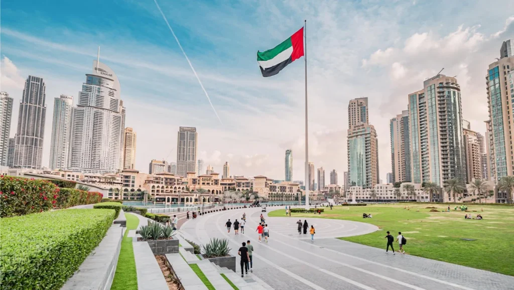 هل الإمارات مستقرة ماليًا؟ تحليل شامل للوضع الاقتصادي في الدولة